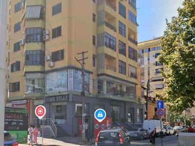 Ambient Komerciale për Shitje – 21 Dhjetori