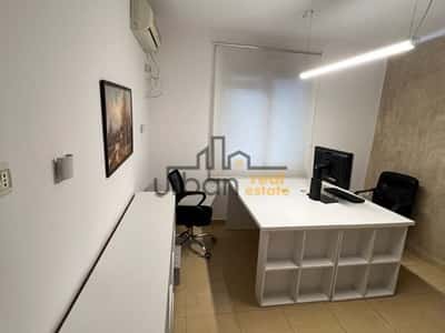 Qera, Ambient Biznesi , Stadiumi Dinamo, Tiranë - 30,000 Lekë | 28 m²