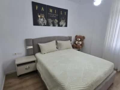 Tirane, jepet me qera apartament 1+1 Kati 2, 65 m² 450 € (Linzë)