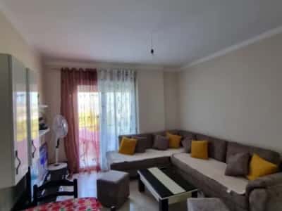 Tirane, jepet me qera apartament 2+1 Kati 3, 90 m² 600 € (Vlora)