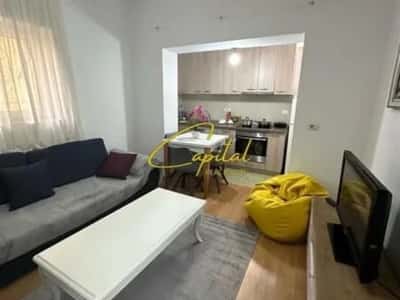 Tirane, shitet apartament 3+1+Ballkon Kati 1, 106 m² 175.000 € (Brryli)