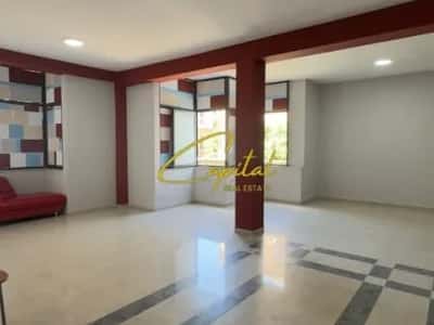 Tirane, jepet me qera ambjent biznesi Kati 1, 120 m² 950 € (RRUGA E DURRESIT)