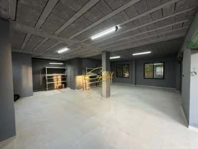 Tirane, jepet me qera magazine Kati 0, 95 m² 750 € (LAPRAKE)