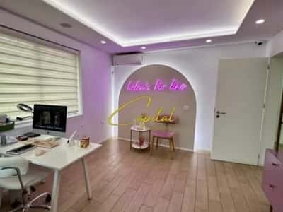 Tirane, jepet me qera ambjent biznesi Kati 2, 70 m² 750 € (VASIL SHANTO)