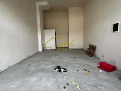 Tirane, jepet me qera ambjent biznesi Kati 0, 45 m² 550 € (XHAMLLIKU)