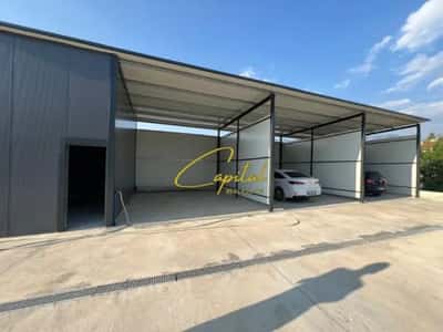 Tirane, jepet me qera magazine Kati 0, 510 m² 1.100 € (FARKE)