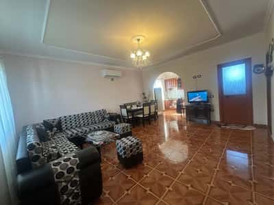 JEPET ME QIRA BANESE PRIVATE 2+1, XHAFZOTAJ DURRES