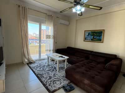 JEPET APARTAMENT 2+2 ME QIRA + GARAZHD ME 2 POSTE PARKIMI