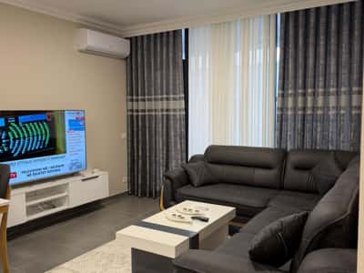 Jepet me qira 2+1+2 KINOSTUDIO 700 mije leke