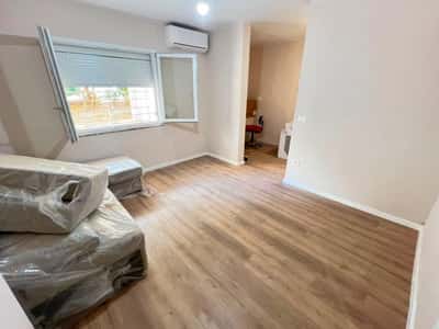 Jepet me qira apartament 1+1