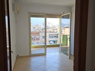 APARTAMENT ME QIRA 3+1+2 – 110 m² | Kati i 5-të + PARKIM