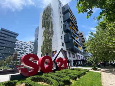 Ambjent per zyra per shitje te Square 21