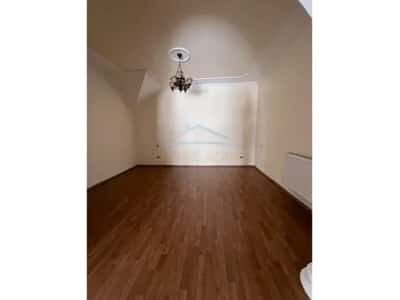 Tirane, jepet me qera Duplex per Zyra, Kati 3 dhe 4,  98 m² 800 € (Blloku)