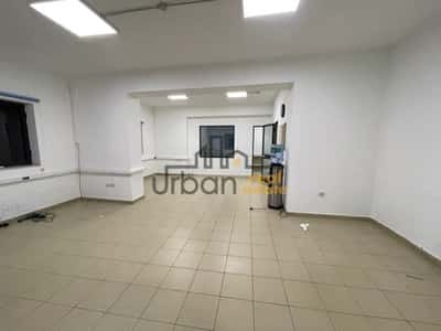Qera, Ambient Biznesi, 2+1,Sheshi Avni Rustemi, Tiranë - 75.000 LEK | 120 m²