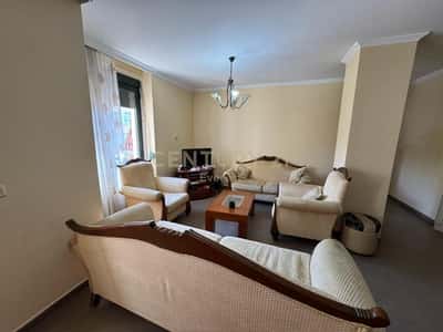 RRUGA E BOGDANEVE, APARTAMENT 3+1+2 PER QIRA