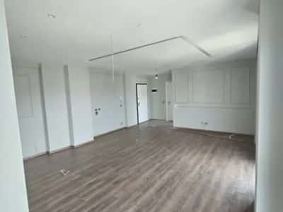 [BZ21047] Tirane, jepet me qera zyre Kati 7, 106 m² 650 €