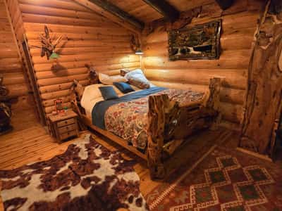 HOTEL ME QERA NE PERIFERI TE TIRANES!   NE NJE NGA ZONAT ME TE MIRA TE TIRANES, MES PYLLIT DHE AJRIT TE PASTER,