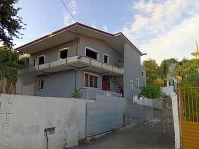 Okazion!!Shitet shtepi 2 katshe Shkoze tek 3D