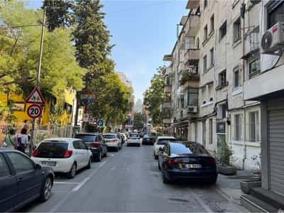 Rruga Nikolla Tupe, Tiranë