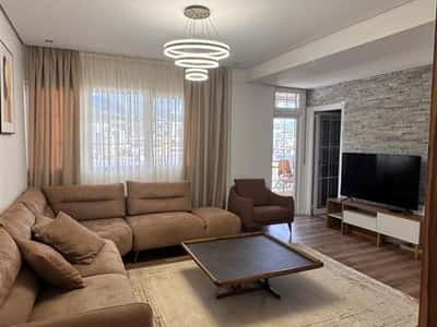 APARTAMENT ME QERA 3+1+2 FRESK 65.000 LEKE