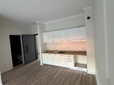 Jepet me qera apartamenti 1+1 ne Kamez