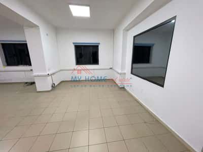 Ambient Biznesi me Qera Pazari i Ri Tirane
