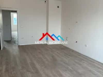 Tirane, jepet me qera apartament 2+1+Ballkon Kati 6, 102 m² 40,000 LEKE (PASKUQAN,RRUGA LIDHJA E PRIZRENIT)