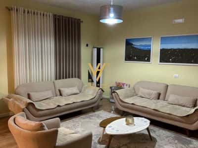 JEPET SHTEPI PRIVATE 2+1+BLK ME QERA NE INSTITUT 600 EURO