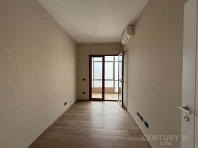 ZYRE PER QIRA 138 M2 TE GARDA, 4 AMBIENTE + POST PARKIMI