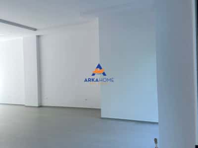 JEPET AMBIENT ME QERA 90 M2 "LIQENI I THATE" 900 EURO