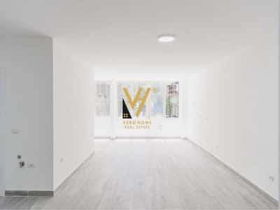 JEPET ZYRË 120 M2 ME QERA PALLATET AGIMI 1.200 EURO