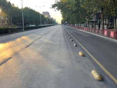 Komercial per Qira në Laprakë, Tiranë