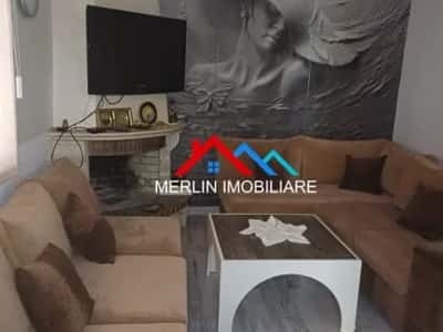Tirane, shitet Vile 4+1+Ballkon Kati 3, 180 m² 430.000 € (GOLEM)