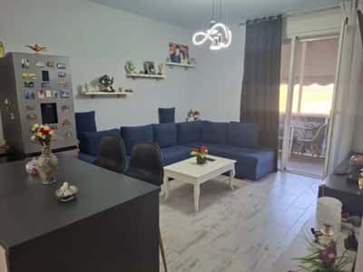 Tirane, shitet apartament 1+1 Kati 3, 94.000 € (Shëngjin- Plazh)