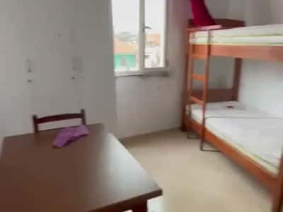 GARSIONERE 28000 LEKE DHE 30000 LEKE.UNIVERSITETI EKONOMIK