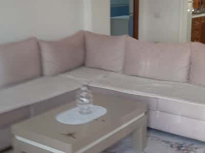 epet me qera apartament  2+1