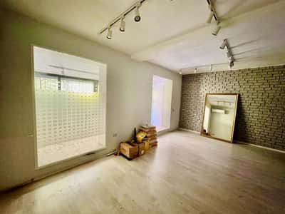 JEPET ME QIRA AMBIENT BIZNESI, 100 m² NË ISH-BLLOK – PRANË KAFE ROMA 1,200 € /Muaj