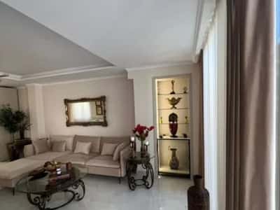 jepet me qera Vile Kati 2, 150 m² 2.000 € (Xhamlliku)