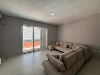 Qera, Apartament 2+1+2, Kopshti Botanik, Tiranë