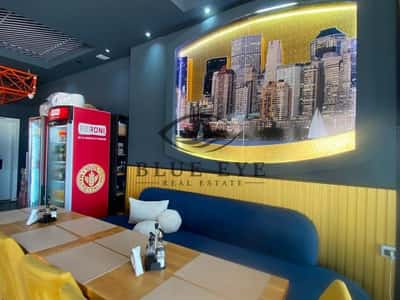Restorant & Piceri me Qira – Plazh, Vijë e Parë me Detin.