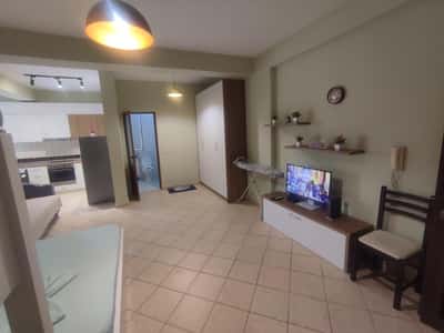 Shitet gasoniere 50m2 në lungomare tek Marketi im