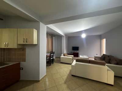 Apartament 2+1 me qera tek Vilat Gjermane