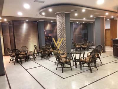 JEPET LOKAL 350 M2 ME QIRA TE RR. ILIRIA DURRES 200.000 LEKE
