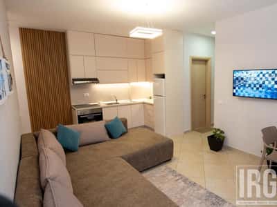 Apartament 1+1 për shitje në Uje të Ftohtë, Vlorë-përballë H