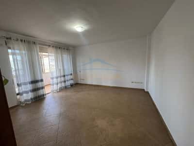 Qera, Ambient Biznesi , Sheshi Avni Rustemi, Tirane. Empire69968