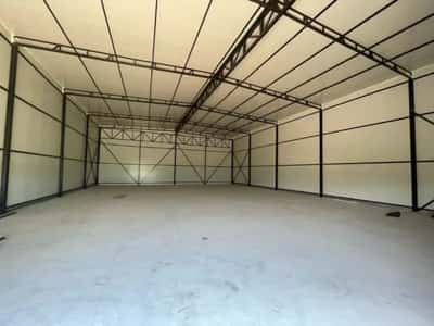 Tirane, jepet me qera magazine Kati 0, 350 m² 1.500 € (Berxulle)