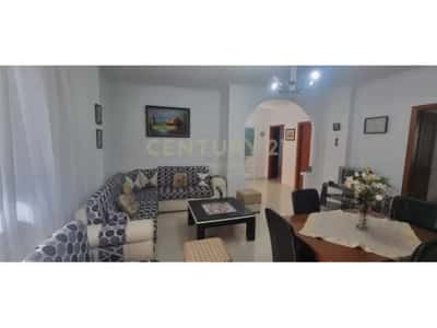 Tirane, jepet me qera apartament 2+1 Kati 1, 120 m² 400 €