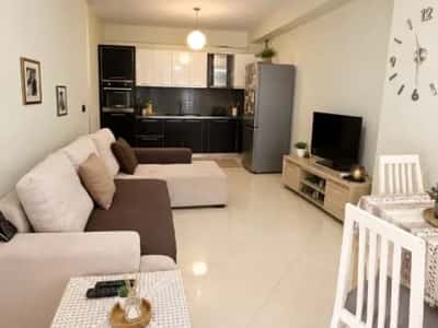 Tirane, shitet 1+1 , 63 m²