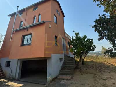 SHITET VILË 2-KATËSHE – VORË, TIRANË