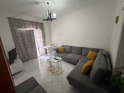 Jepet me qira apartament 2+1– Kati i dyte i nje vile ne Kombinat.